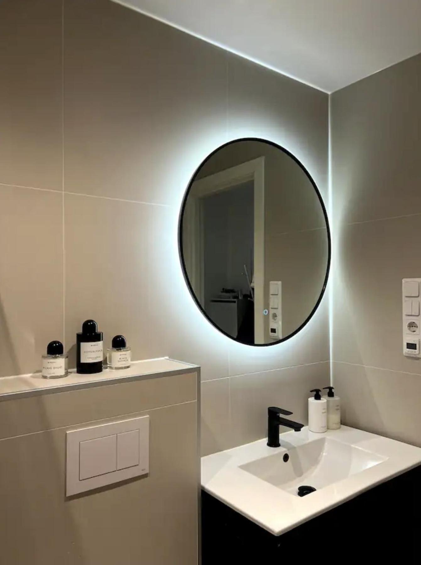 Beautiful And Cosy Apartment Кристиансан Екстериор снимка